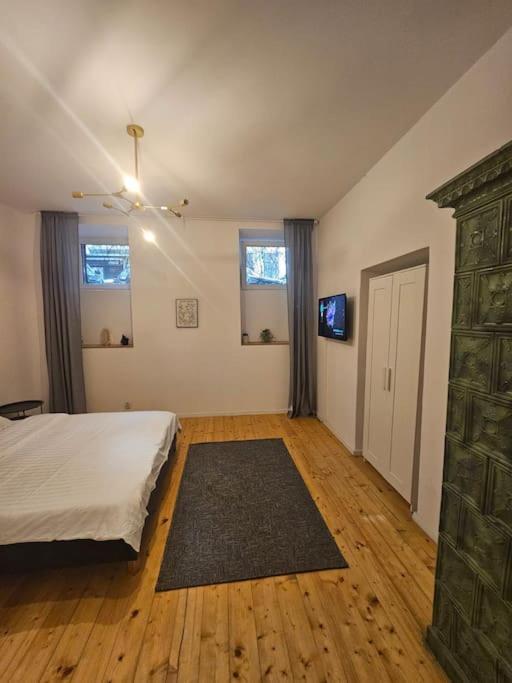 Heart Of City Center 4Br 2Bath 10 Pers 부쿠레슈티 외부 사진